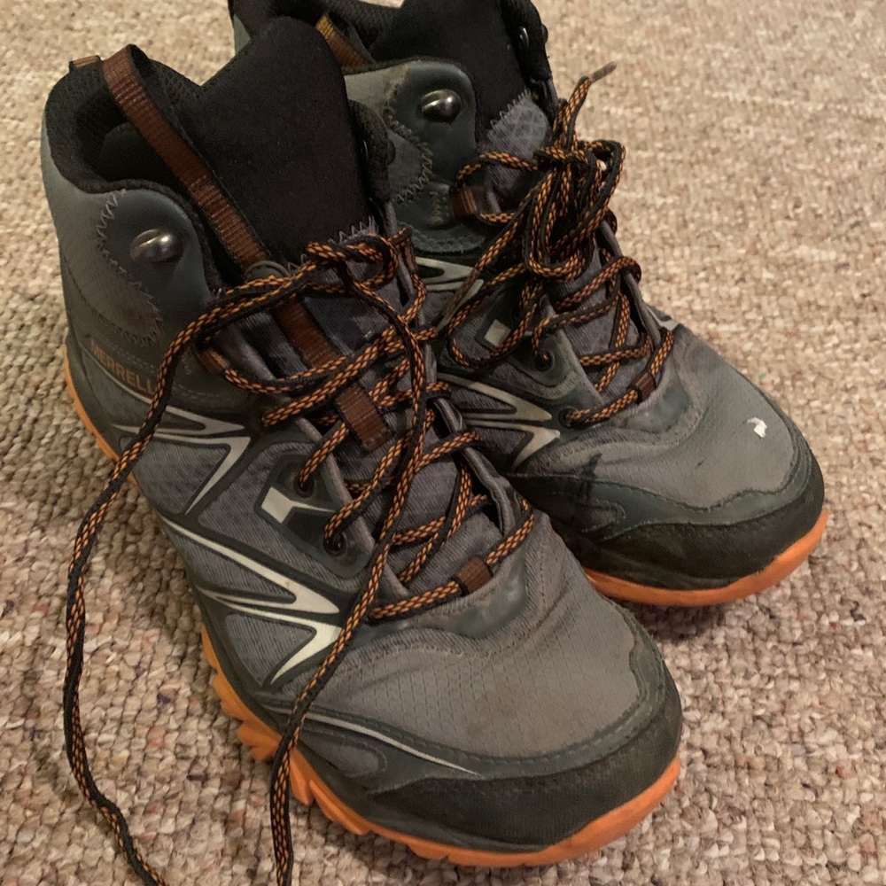 Merrell Select Grip Hiking Boots